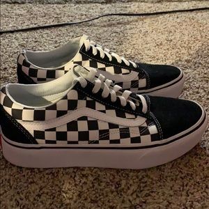 checkerboard old school platform vans